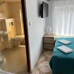 Tina Δωμάτια σε οικογενειακή κατοικία