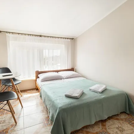 Tina Kwatera prywatna *