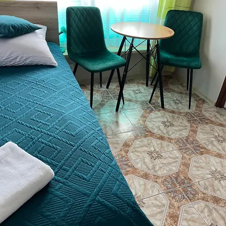 Homestay Tina Karwia